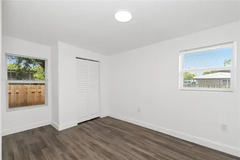 2374 NW 56th Street Miami FL 33142