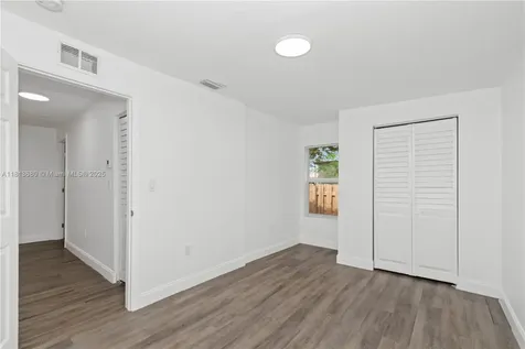 2374 NW 56th Street Miami FL 33142
