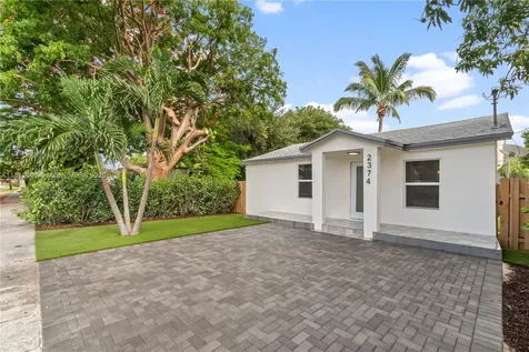 2374 NW 56th Street Miami FL 33142