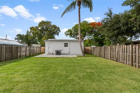 2374 NW 56th Street Miami FL 33142