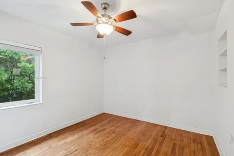 2350 SW 26th Street Miami FL 33133