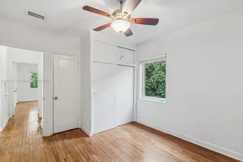 2350 SW 26th Street Miami FL 33133
