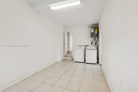 2350 SW 26th Street Miami FL 33133