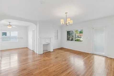 2350 SW 26th Street Miami FL 33133