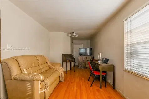 7280 SW 9th Street Miami FL 33144