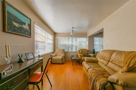 7280 SW 9th Street Miami FL 33144