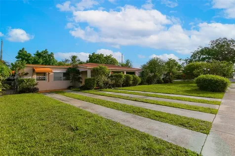 7280 SW 9th Street Miami FL 33144