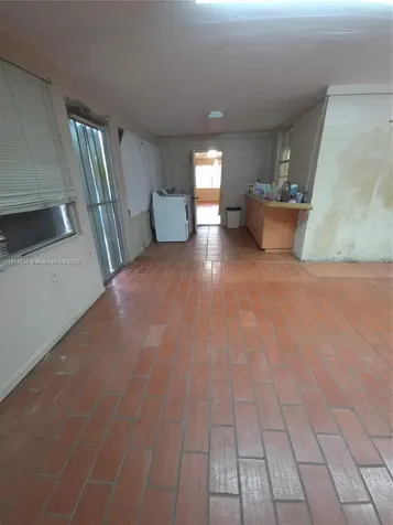 7280 SW 9th Street Miami FL 33144