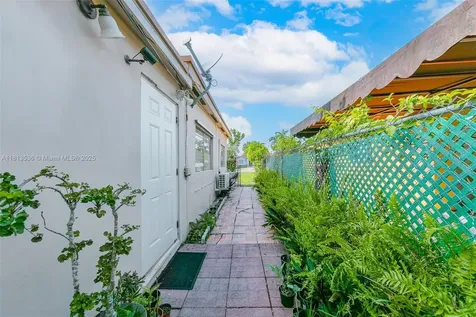 7280 SW 9th Street Miami FL 33144