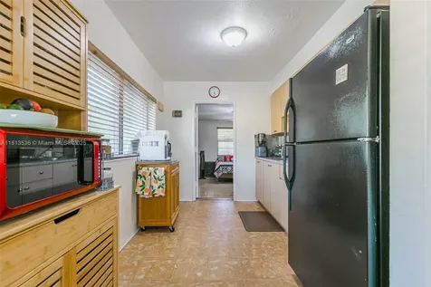7280 SW 9th Street Miami FL 33144