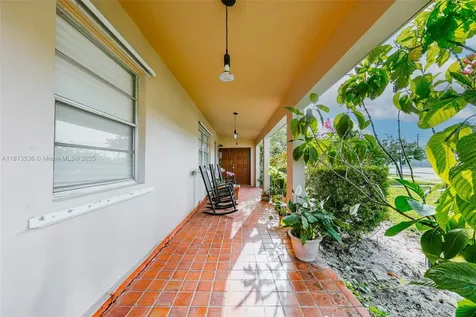 7280 SW 9th Street Miami FL 33144
