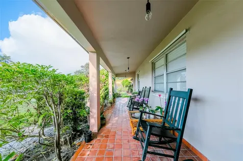 7280 SW 9th Street Miami FL 33144
