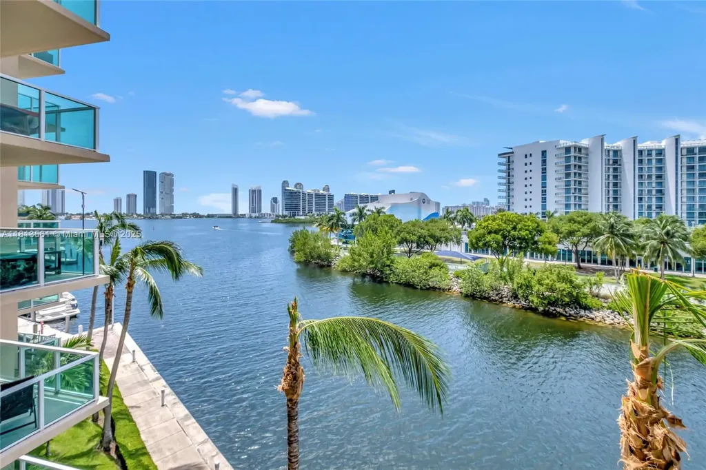 3330 NE 190th Street Aventura FL 33180