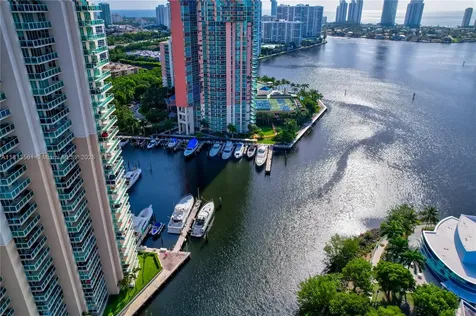 3330 NE 190th Street Aventura FL 33180