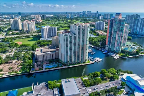 3330 NE 190th Street Aventura FL 33180