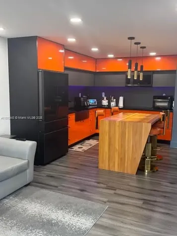 4550 NW 9th Street Miami FL 33126