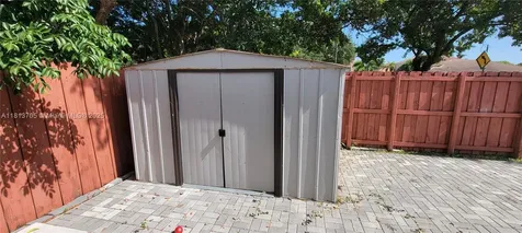 2501 NE 41st Terrace Homestead FL 33033