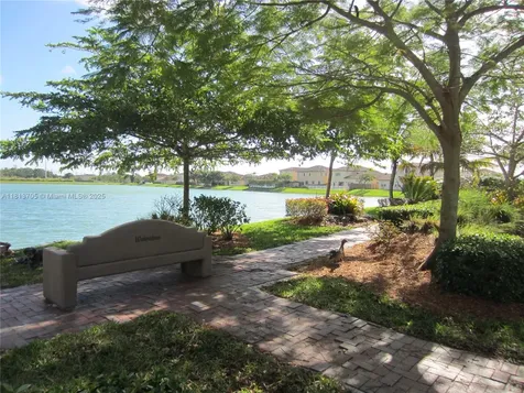 2501 NE 41st Terrace Homestead FL 33033