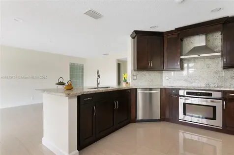 210 Somerset Way Weston FL 33326