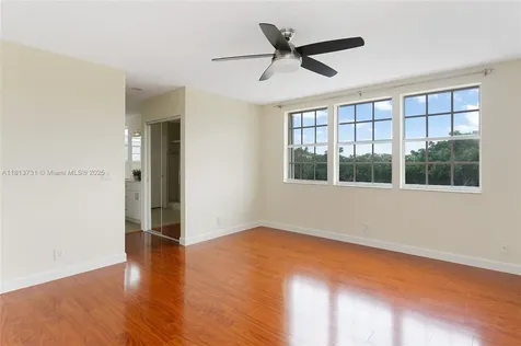 210 Somerset Way Weston FL 33326