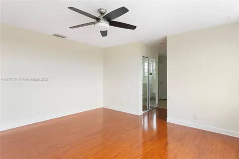210 Somerset Way Weston FL 33326