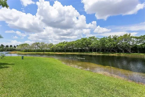 210 Somerset Way Weston FL 33326