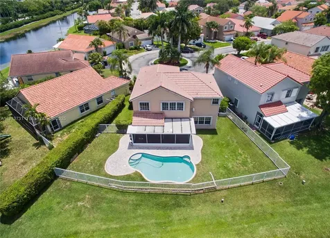 210 Somerset Way Weston FL 33326