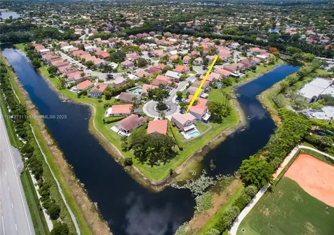 210 Somerset Way Weston FL 33326