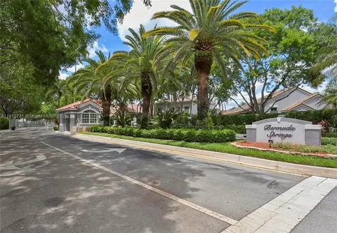 210 Somerset Way Weston FL 33326