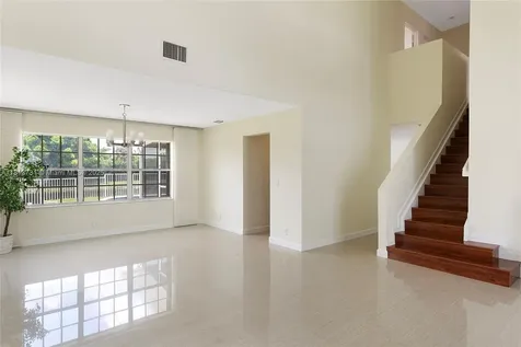 210 Somerset Way Weston FL 33326