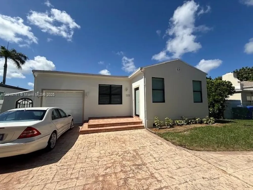 1525 SW 18th Street Miami FL 33145
