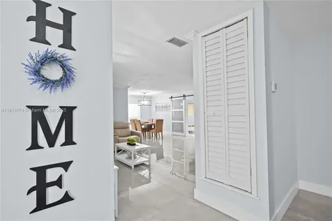 19660 Bel Aire Drive Cutler Bay FL 33157