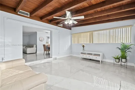 19660 Bel Aire Drive Cutler Bay FL 33157