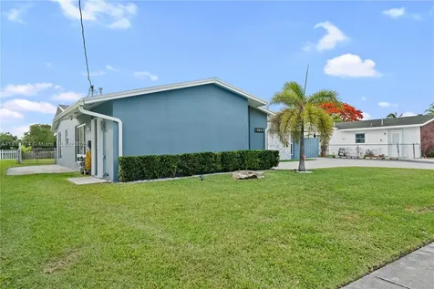 19660 Bel Aire Drive Cutler Bay FL 33157