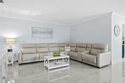 19660 Bel Aire Drive Cutler Bay FL 33157