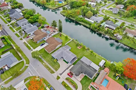 19660 Bel Aire Drive Cutler Bay FL 33157