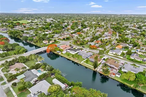 19660 Bel Aire Drive Cutler Bay FL 33157