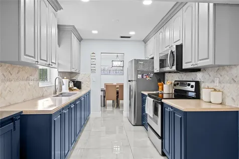 19660 Bel Aire Drive Cutler Bay FL 33157