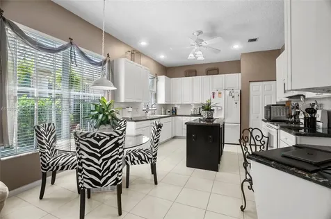 6569 Jog Estates Lane Boynton Beach FL 33437