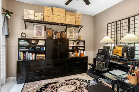 6569 Jog Estates Lane Boynton Beach FL 33437