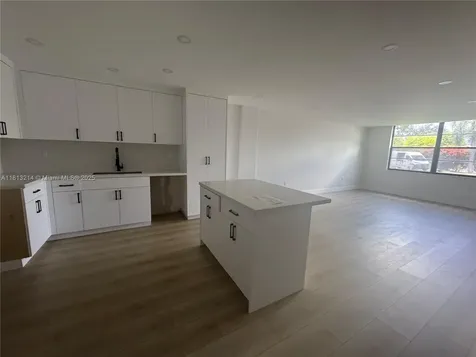 10854 N Kendall Drive Miami FL 33176