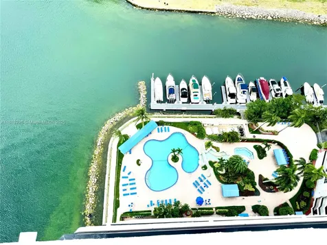 3530 Mystic Pointe Drive Aventura FL 33180