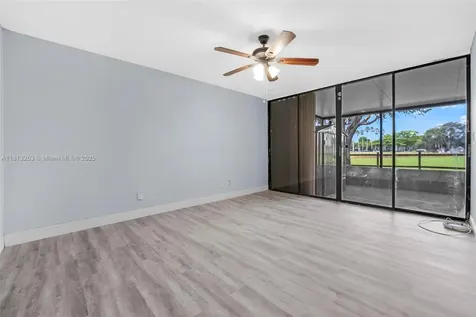 1609 Fairway Road Pembroke Pines FL 33026