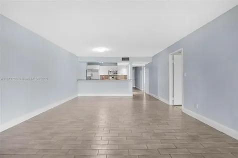 1609 Fairway Road Pembroke Pines FL 33026