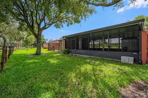1609 Fairway Road Pembroke Pines FL 33026