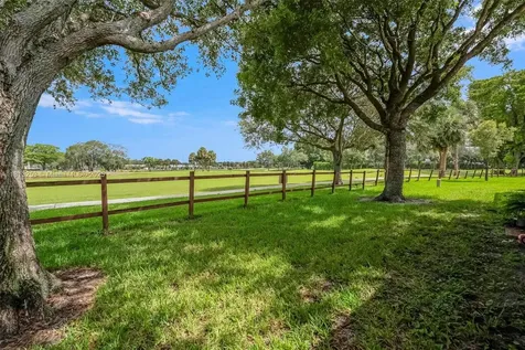 1609 Fairway Road Pembroke Pines FL 33026