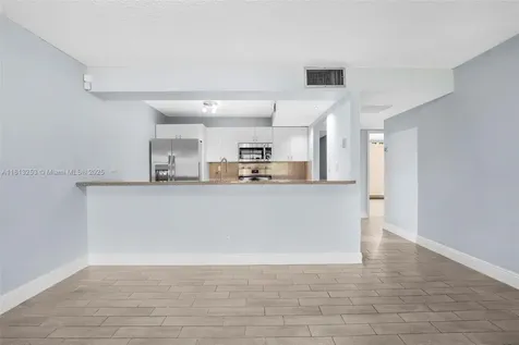 1609 Fairway Road Pembroke Pines FL 33026