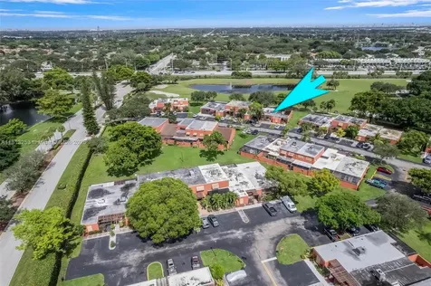 1609 Fairway Road Pembroke Pines FL 33026