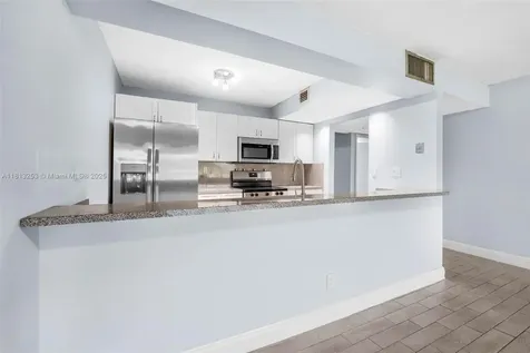 1609 Fairway Road Pembroke Pines FL 33026
