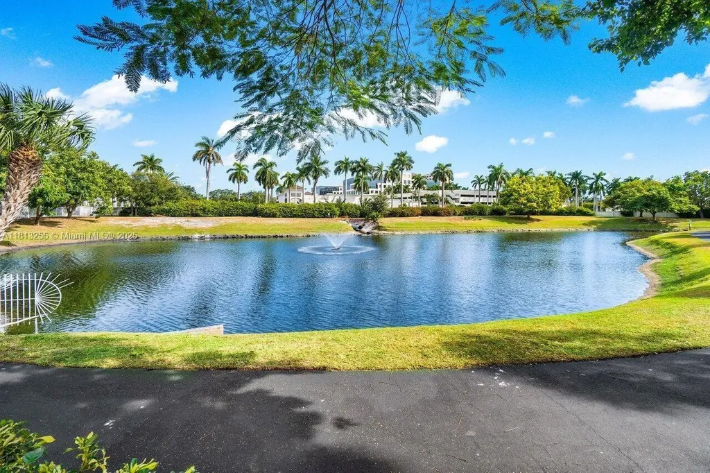 5293 Buckhead Circle Boca Raton FL 33486